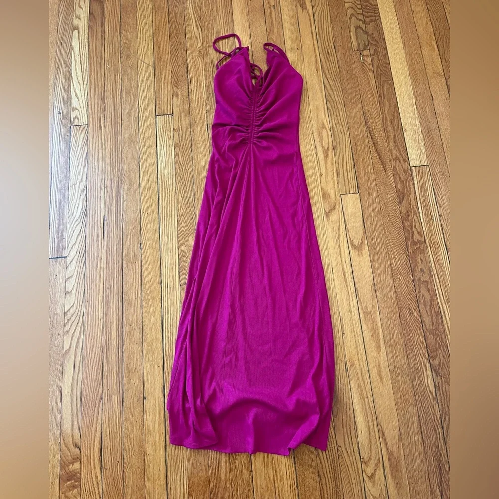 Elegant Pink Women's Dress - Picture 1 of 6